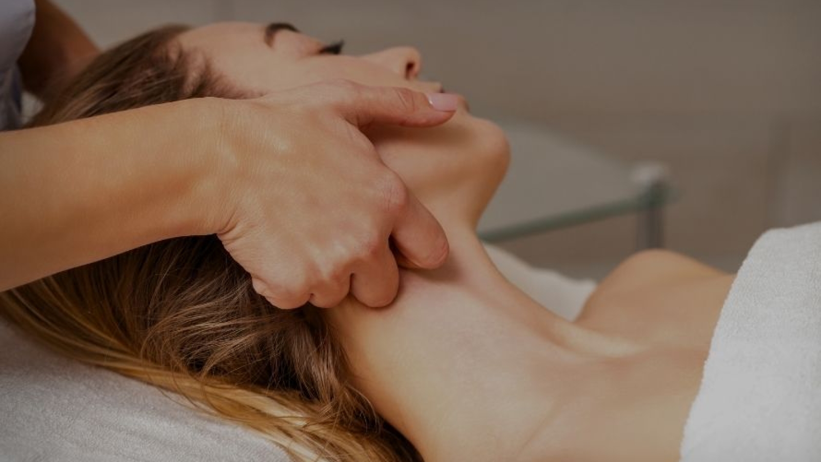 lenf-drenaj-masaji-nasil-yapilir-glorious-place